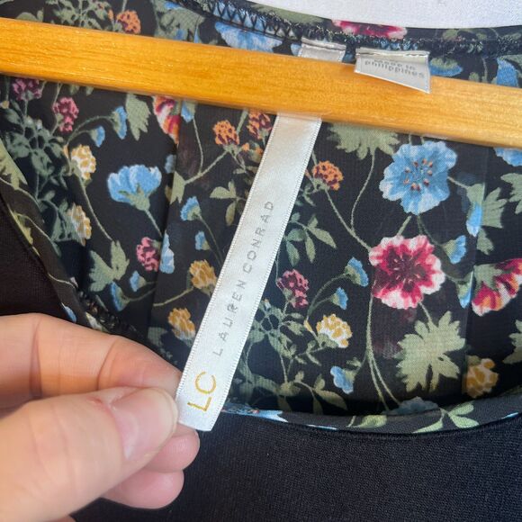 Lauren Conrad Whimsical Fairy Core Floral Under Layer Top Side Floral Ties Sz SM - Picture 8 of 11